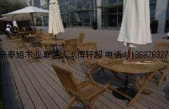 青島李滄木塑地板供貨商圖片