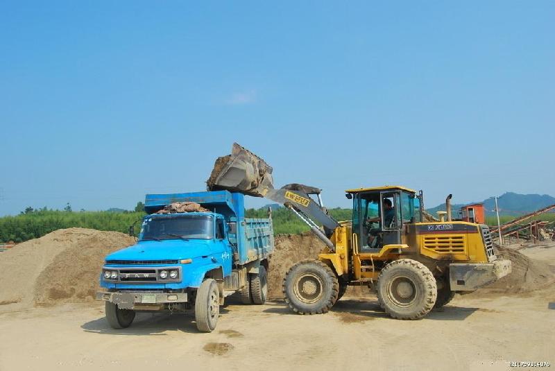 供應西安二環(huán)內水洗沙/中粗沙子價格/中粗沙/小車沙/袋/水洗沙二環(huán)內