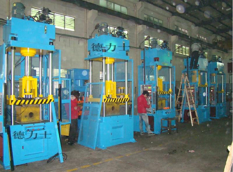 供應(yīng)寧波冷擠壓油壓機DSH