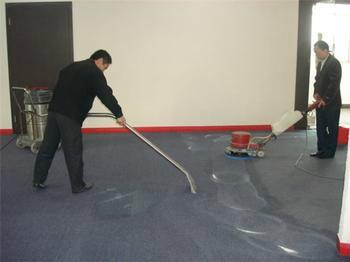 番禺區(qū)石壁街地毯清洗報價圖片