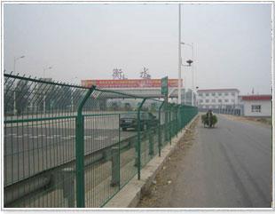 圍欄網(wǎng)護(hù)欄網(wǎng)圖片/圍欄網(wǎng)護(hù)欄網(wǎng)樣板圖 (3)