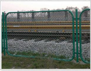 供應(yīng)青島鐵路護(hù)欄網(wǎng)圍欄網(wǎng)防護(hù)網(wǎng)