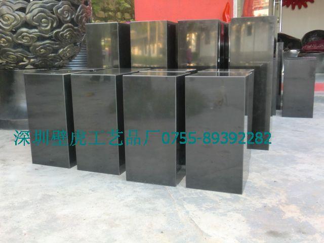 深圳大理石雕塑臺(tái)金屬雕塑臺(tái)圖片