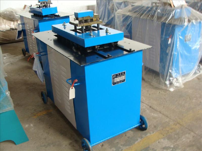 河南咬口機(jī)鄭州咬口機(jī)洛陽咬口機(jī)圖片