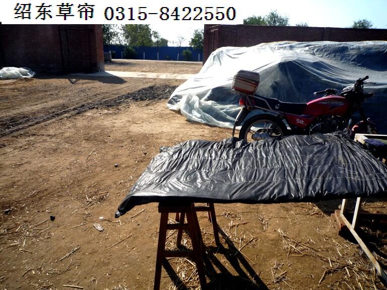 供應唐山阻燃草簾被供應