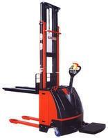 供應(yīng)上海艾瑞叉車(chē)出租