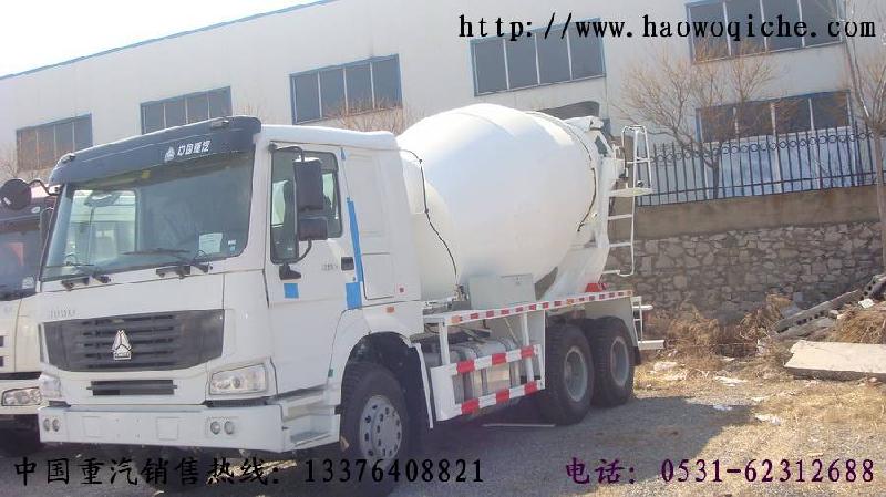 供應(yīng)豪沃攪拌車圖片