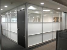 供應(yīng)清玻璃加磨砂玻璃隔斷墻