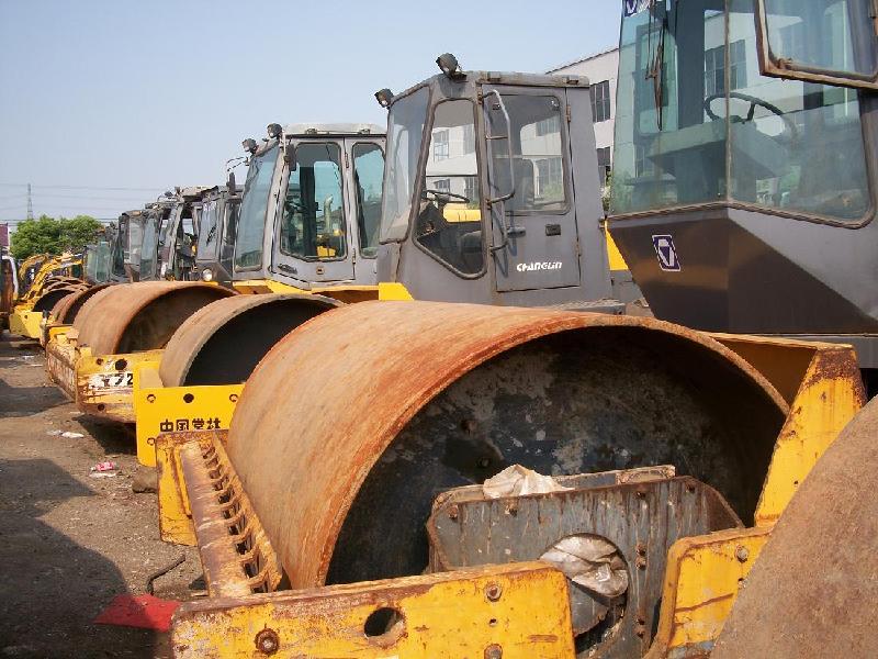 供應(yīng)蘭州二手壓路機(jī)市場價格；二手振動壓路機(jī)*