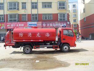 供應(yīng)東風(fēng)國四多利卡消防灑水車