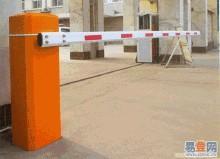 供應(yīng)箬橫道閘電動伸縮門翻板門防火門抗風(fēng)門銷售維修定做安裝