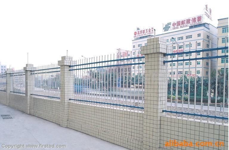 陜西榆林小區(qū)柵欄鋅鋼柵欄圖片