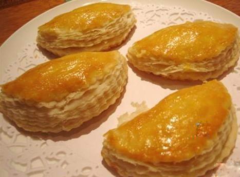 供應(yīng)濟南榴蓮酥加盟  榴蓮酥培訓(xùn) 榴蓮酥配方 學(xué)習(xí)榴蓮酥技術(shù)