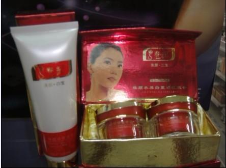 供應(yīng)春紀(jì)美顏五寶煥顏白里透紅三合一128元套