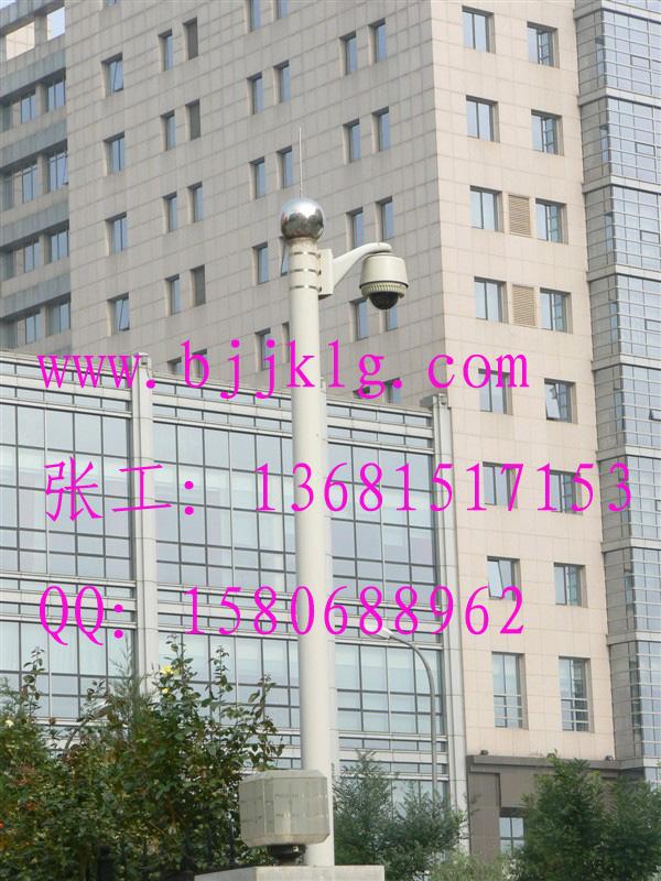 3米8鍍鋅監(jiān)控立桿圖片