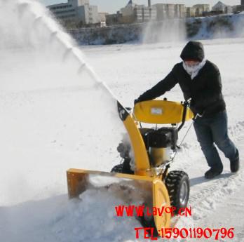 自帶動(dòng)力揚(yáng)雪機(jī)，除雪設(shè)備、道路清雪機(jī)械