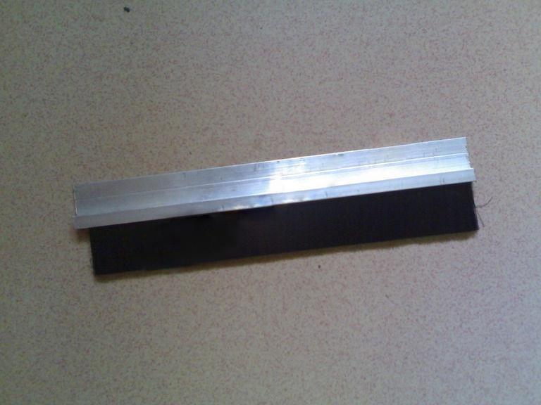 供應工業(yè)條刷掃灰條刷深圳遮光鋁條刷長條刷價格