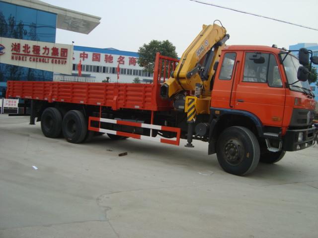 供應(yīng)價(jià)格*的10噸折臂吊哪里買？