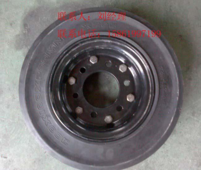 供應(yīng)AnyGo掃地車實(shí)心輪胎及輪輞