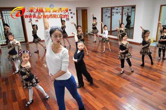 深圳長龍附近拉丁舞12月新課