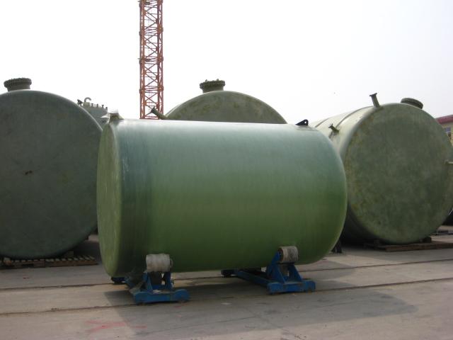 河北供應(yīng)玻璃鋼氮封水箱