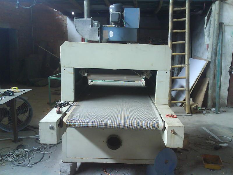 供應(yīng)噴油設(shè)備