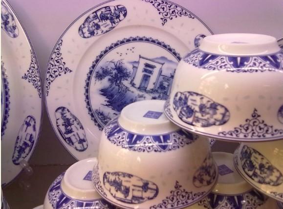 供應(yīng)餐具定做陶瓷餐具；陶瓷餐具廠家批發(fā)骨瓷餐具青花餐具*手工畫餐具