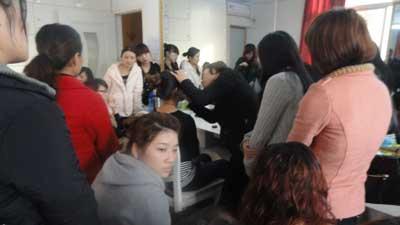 供應(yīng)*的美容美發(fā)學(xué)校