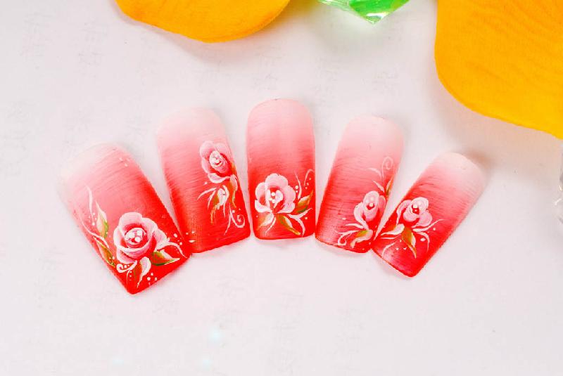 供應(yīng)福州學(xué)出國(guó)美甲去哪家好？福州美甲培訓(xùn)學(xué)校？