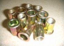 供應(yīng)平頭鉚螺母拉鉚螺母白鋅螺母