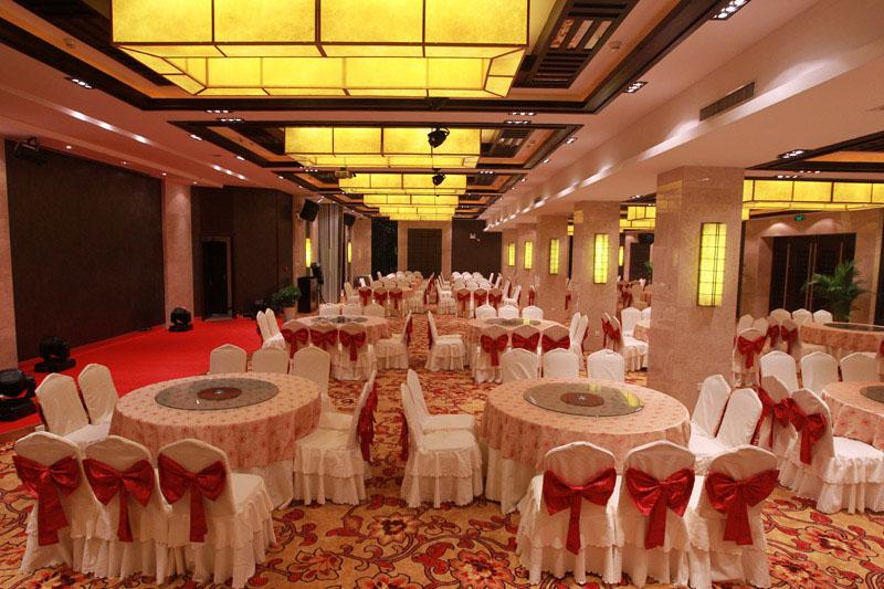 供應(yīng)地毯批發(fā)，蘇州地毯批發(fā)，地毯批發(fā)信息