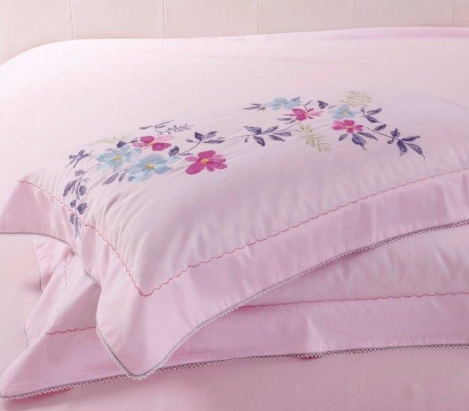 供應時尚繡花四件套粉色浪漫，廠家直銷時尚繡花四件套粉色浪漫，產(chǎn)品批發(fā)