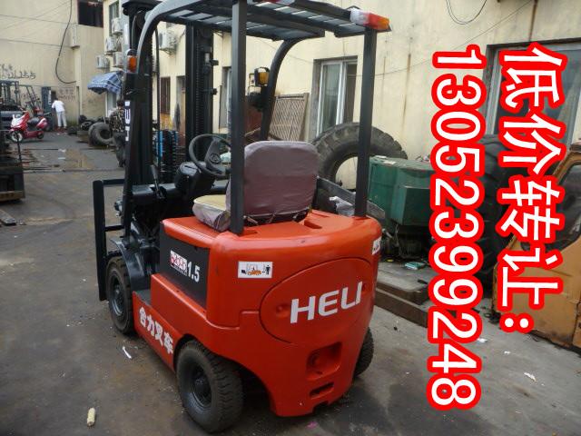 合力叉車轉(zhuǎn)讓-電瓶叉車-夾包叉車 - 35000元叉車出售