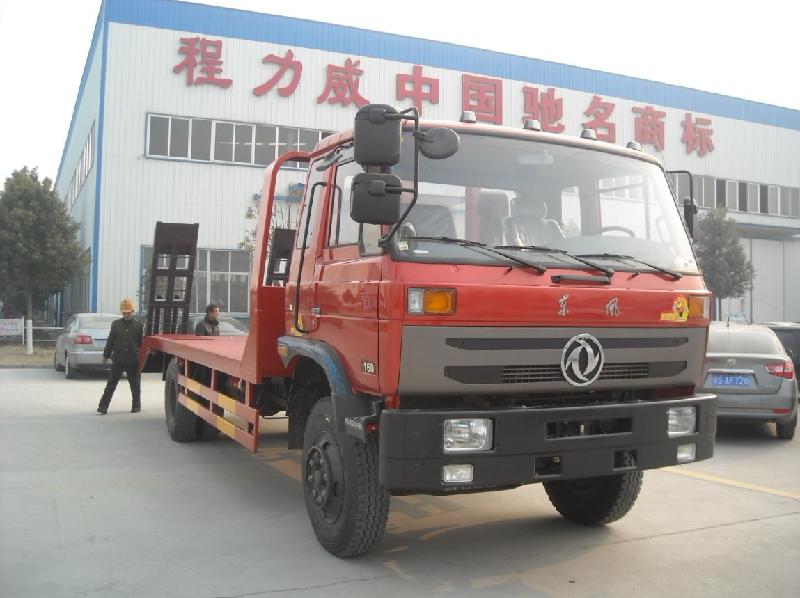 供應*的挖機運輸車哪里有*的挖機廠家