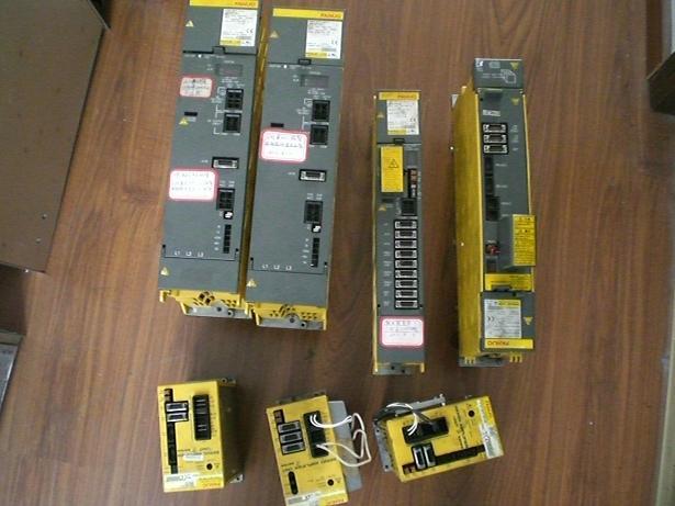 伺服驅(qū)動器圖片