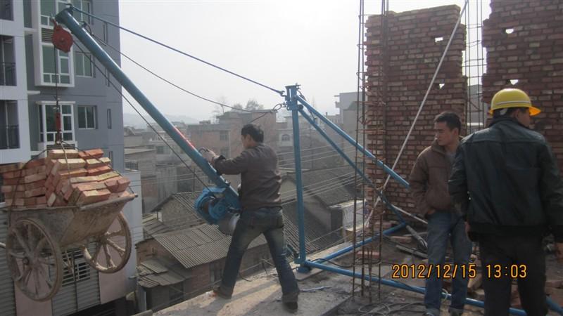 供應(yīng)便移式升降機甩吊三角吊機快速吊機