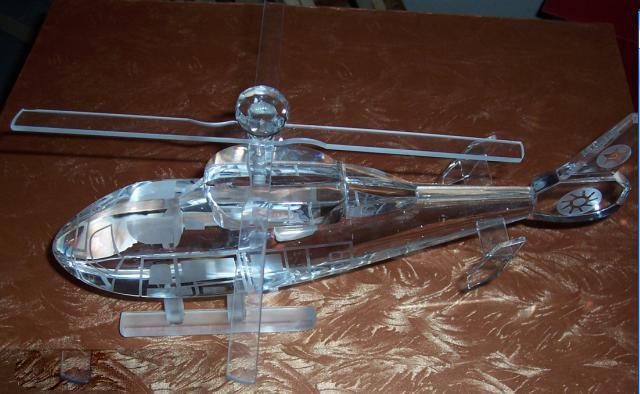 供應(yīng)西安*水晶飛機(jī)模型工藝品定制