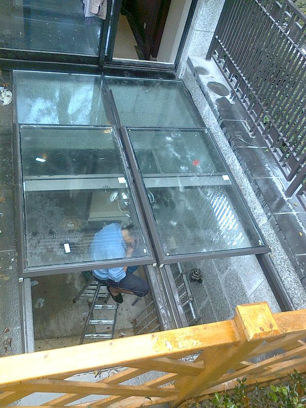 供應(yīng)四川800電動(dòng)采光天窗