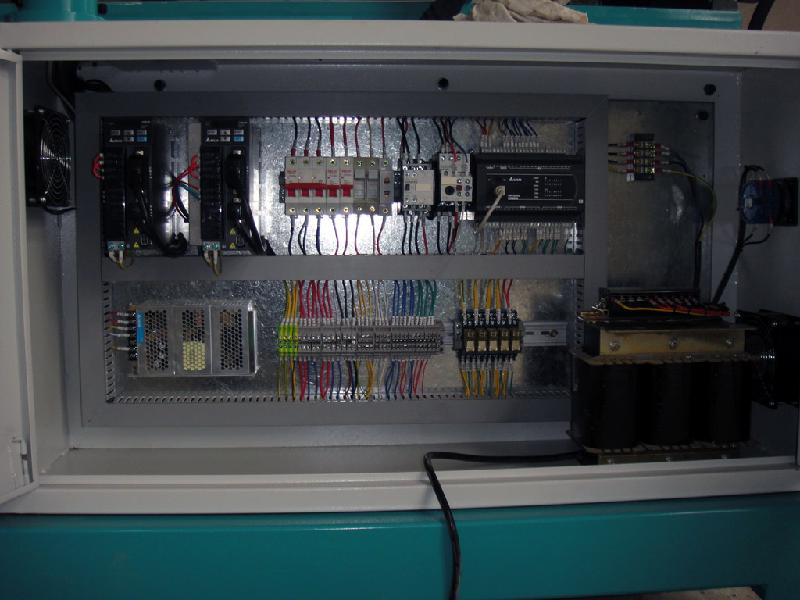 供應(yīng)沖孔翻邊機企業(yè)專業(yè)生產(chǎn)