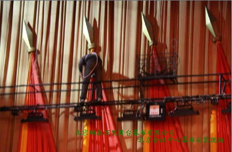 四川多功能廳會議紅旗 學(xué)校禮堂會議旗幟 十面紅旗