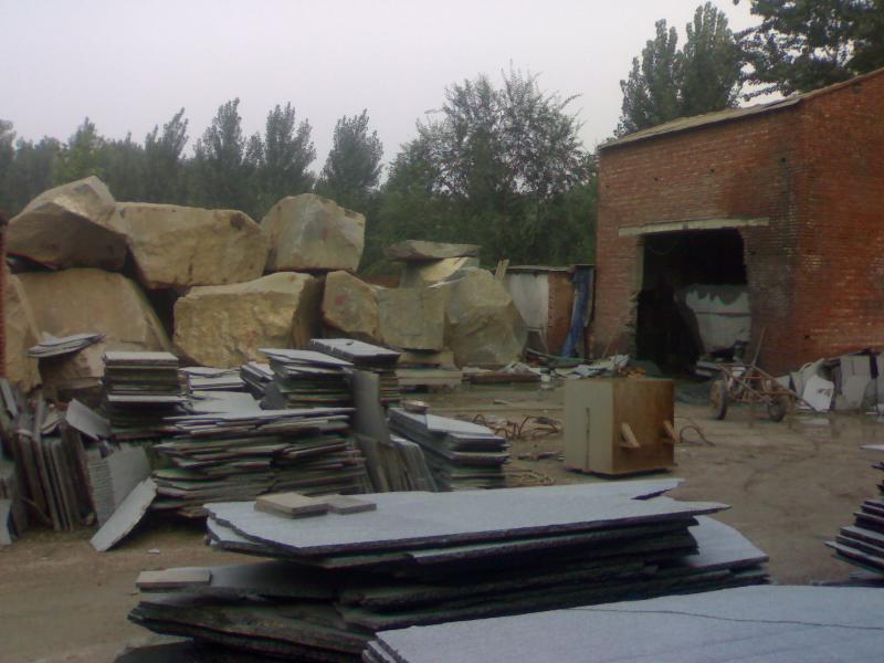 供應(yīng)各種等級(jí)森林綠石材建筑石材森林綠