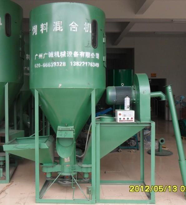 供應(yīng)哪里有豬飼料粉碎攪拌機(jī)賣
