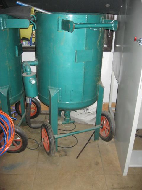 供應噴砂機廠家直銷