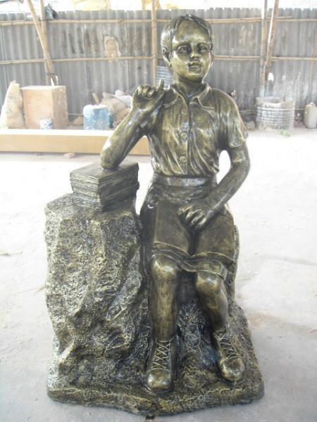 供應玻璃鋼雕像價格