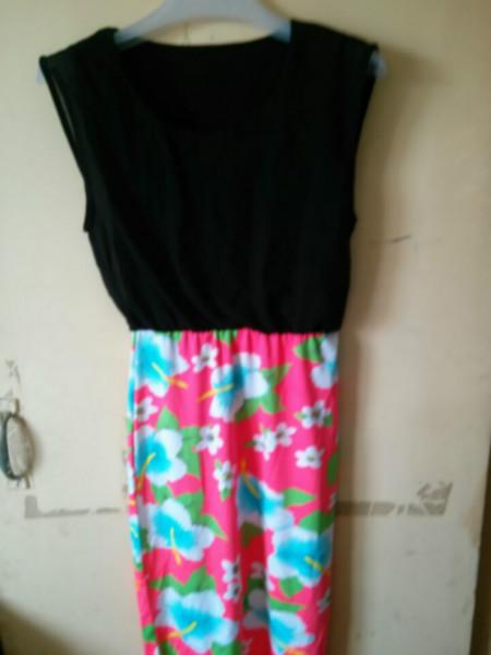 供應(yīng)便宜中老年服裝男裝女裝童裝批發(fā)