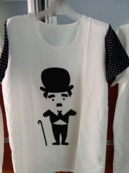 供應(yīng)外貿(mào)尾貨服裝批發(fā)*？
