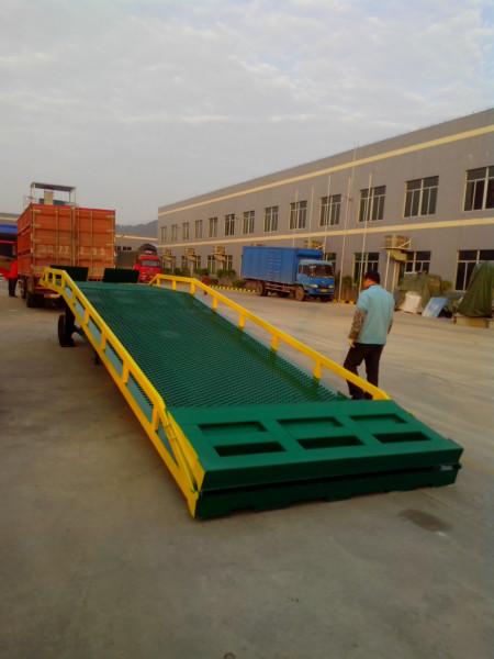 集裝箱卸貨斜坡公司圖片