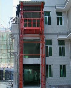 廣州導(dǎo)軌式鏈條液壓升降貨梯價(jià)格圖片