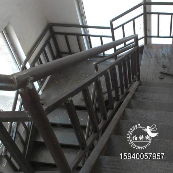 供應(yīng)遼寧工程消防樓梯