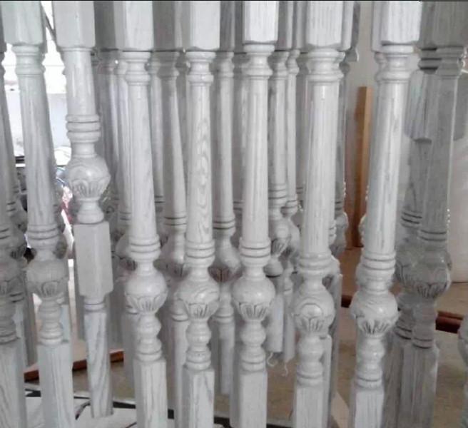 供應花樣柱